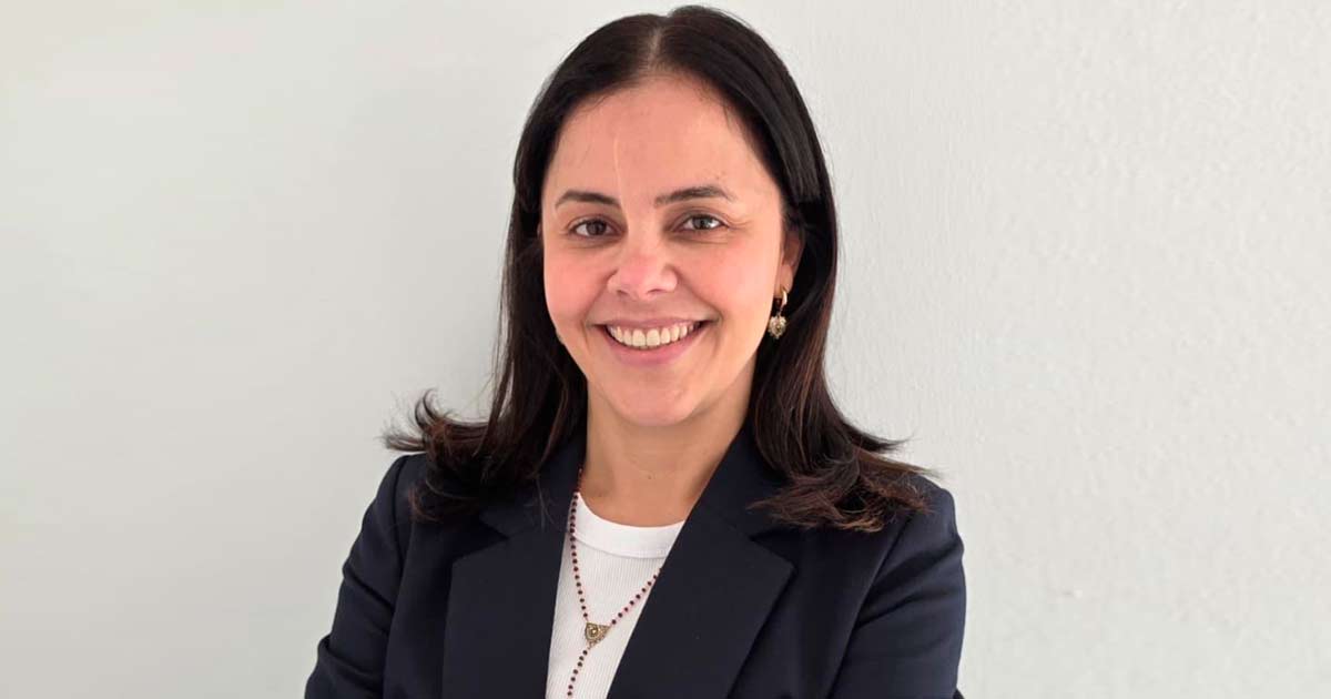 Aline Ramelli, PM de Licencias OnLine